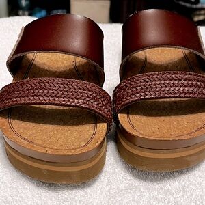 Buy the shoes!  Reef New without tags. Worn once. Size 7